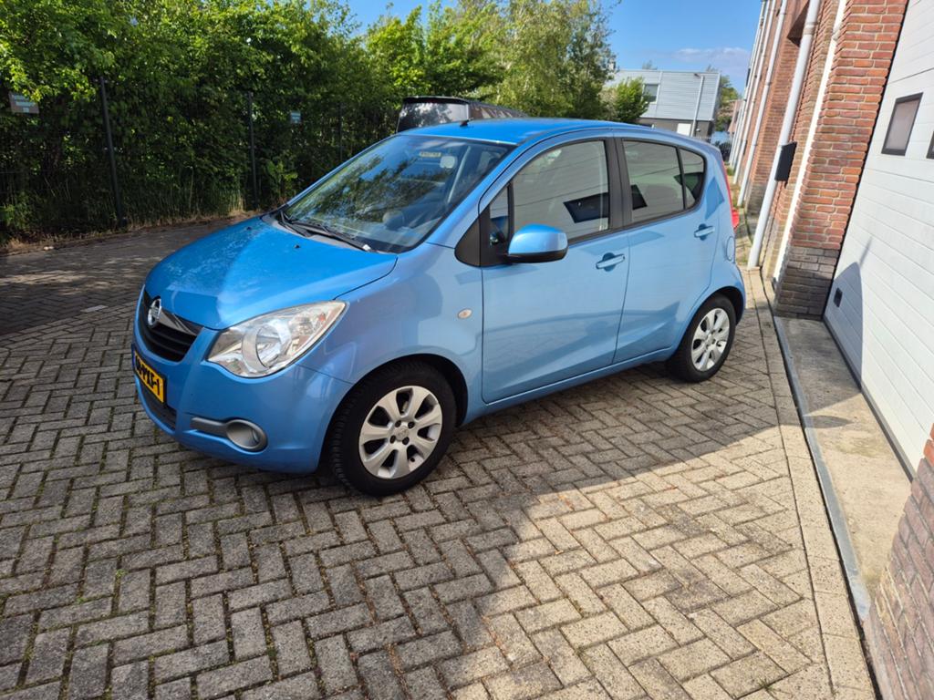 Opel Agila