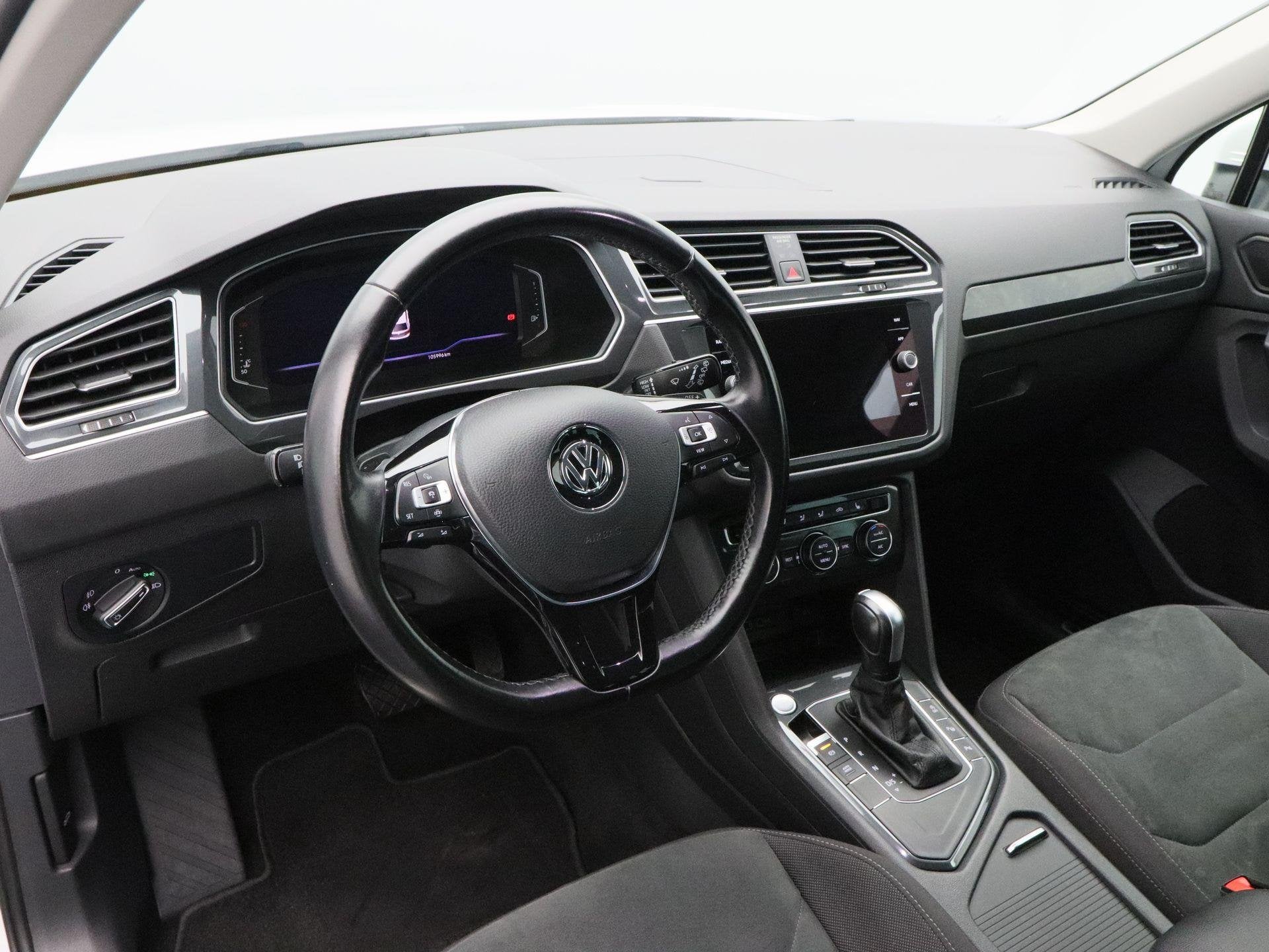 Volkswagen Tiguan 1.5 TSi ACT 150 Pk Automaat Highline | Sto, Auto's, 150 pk, Wit, Origineel Nederlands, 17 km/l