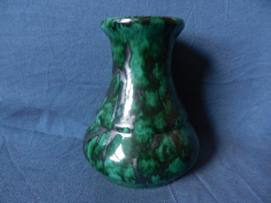 Groen zwart gevlekt geglazuurde vaas ESKAF 1920-1930 h. 15, Antiek en Kunst, Antiek | Keramiek en Aardewerk, Ophalen of Verzenden