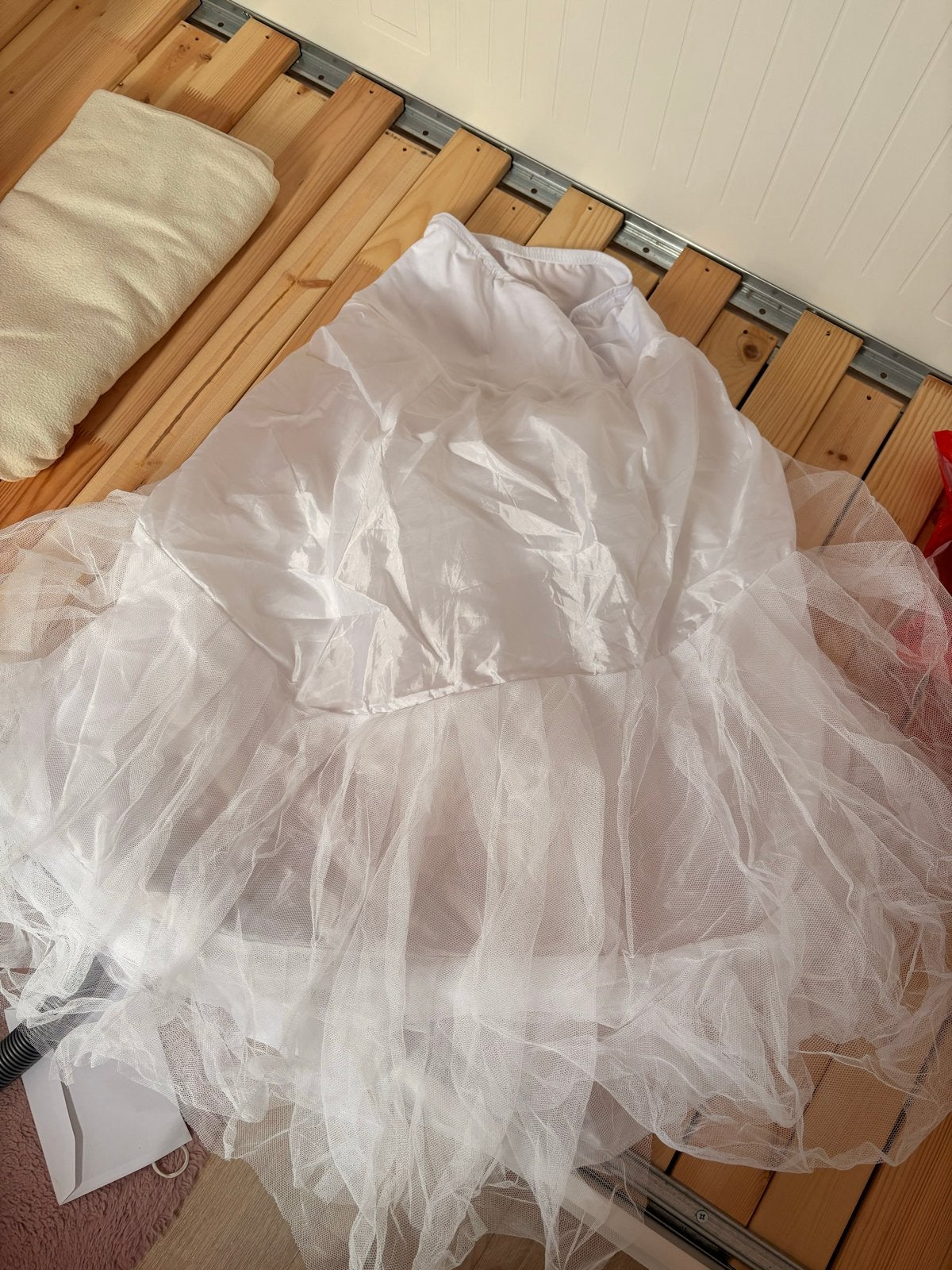 Witte onderrok voor trouwjurk - Zo goed als nieuw, Kleding | Dames, Ophalen of Verzenden, Zo goed als nieuw, Wit, Accessoires