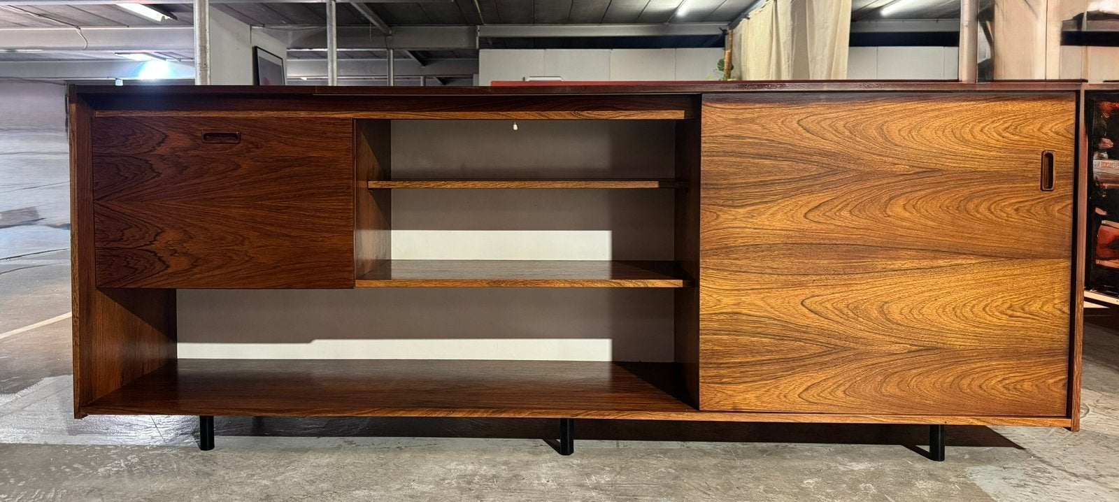 Zeer fraai vintage teak houten high board dressoir, Huis en Inrichting, Ophalen of Verzenden, Zo goed als nieuw, 25 tot 50 cm