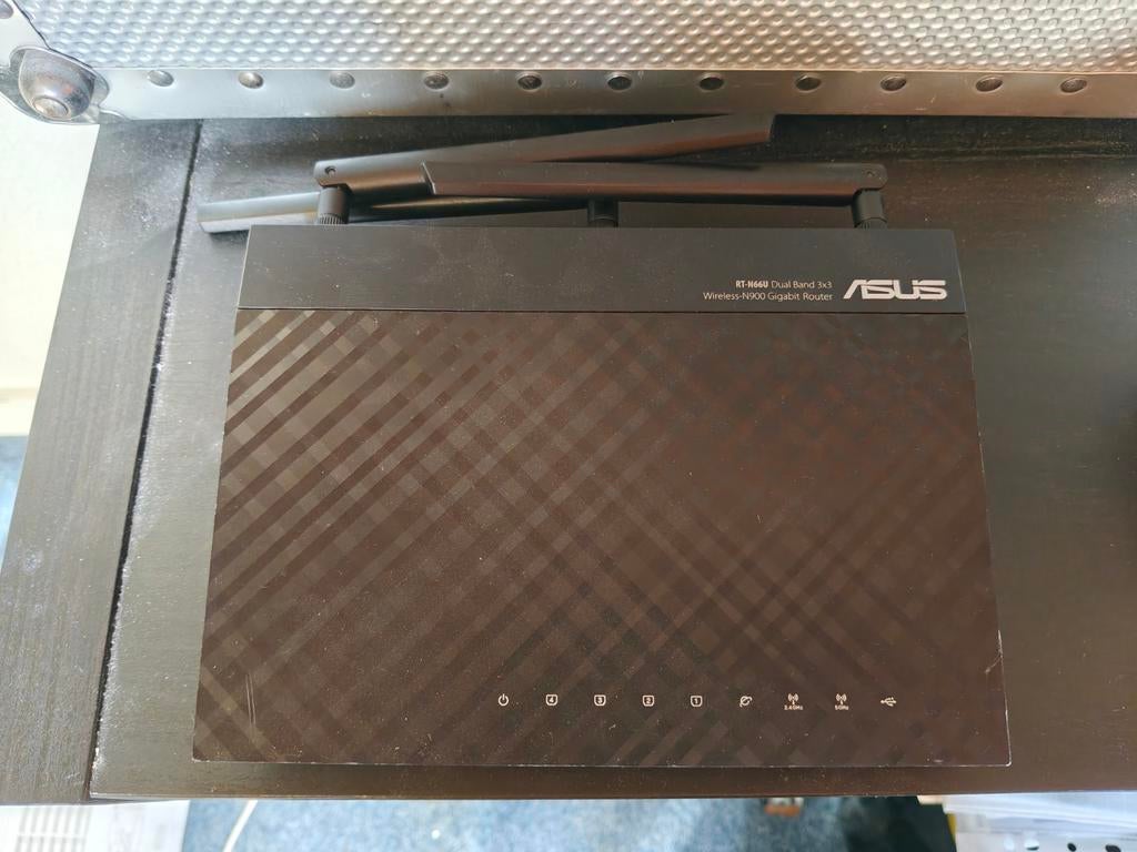 Asus RT-N66U router, Computers en Software, Routers en Modems, Ophalen of Verzenden, Gebruikt, Router, ASUS