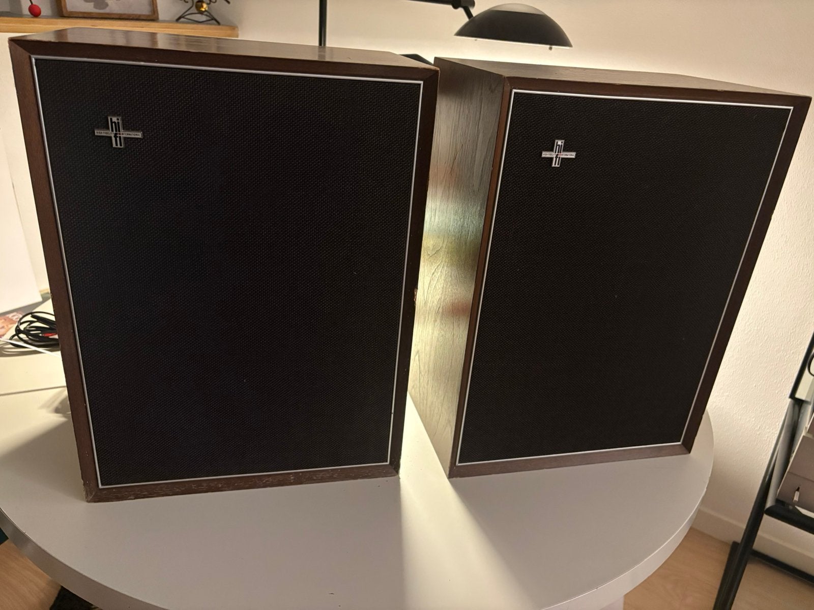 2 x Philips 22 RH 496 OOZ, Audio, Tv en Foto, Ophalen, Gebruikt, Inclusief kabels, Minder dan 60 watt