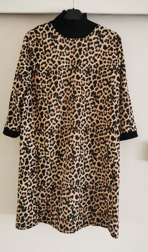 ZARA jurk met dierenprint mt. M, Kleding | Dames, Jurken, Maat 38/40 (M), Overige kleuren, Verzenden, Zara