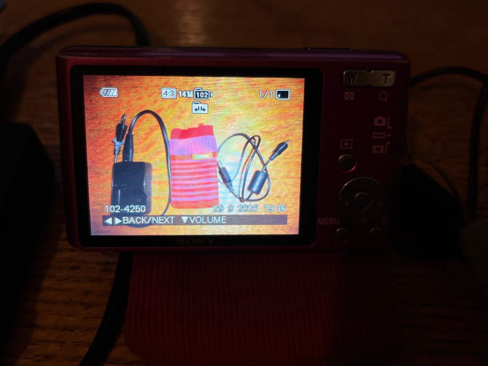 Foto 11 van Sony Cyber-shot DSC-W530 Compactcamera - Roze