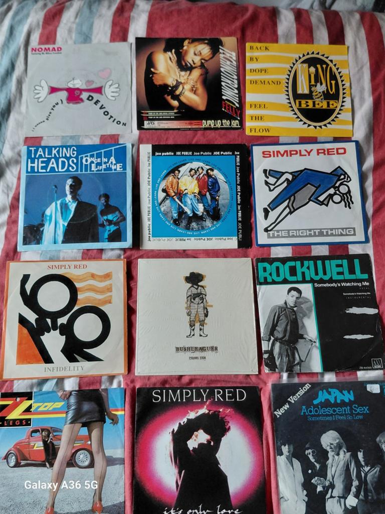 12 singles van alles wat, Ophalen