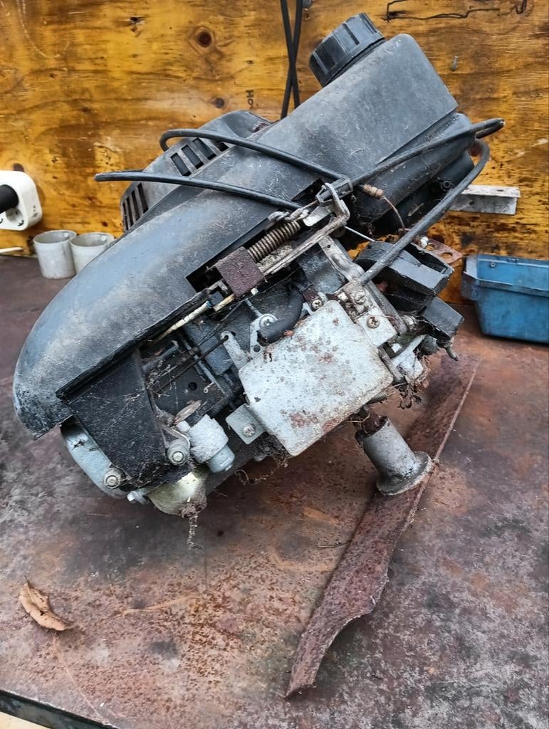 Kreta 4.5 HP grasmaaier motor voor onderdelen, Ophalen, Gebruikt, Benzine-grasmaaier, Kreta