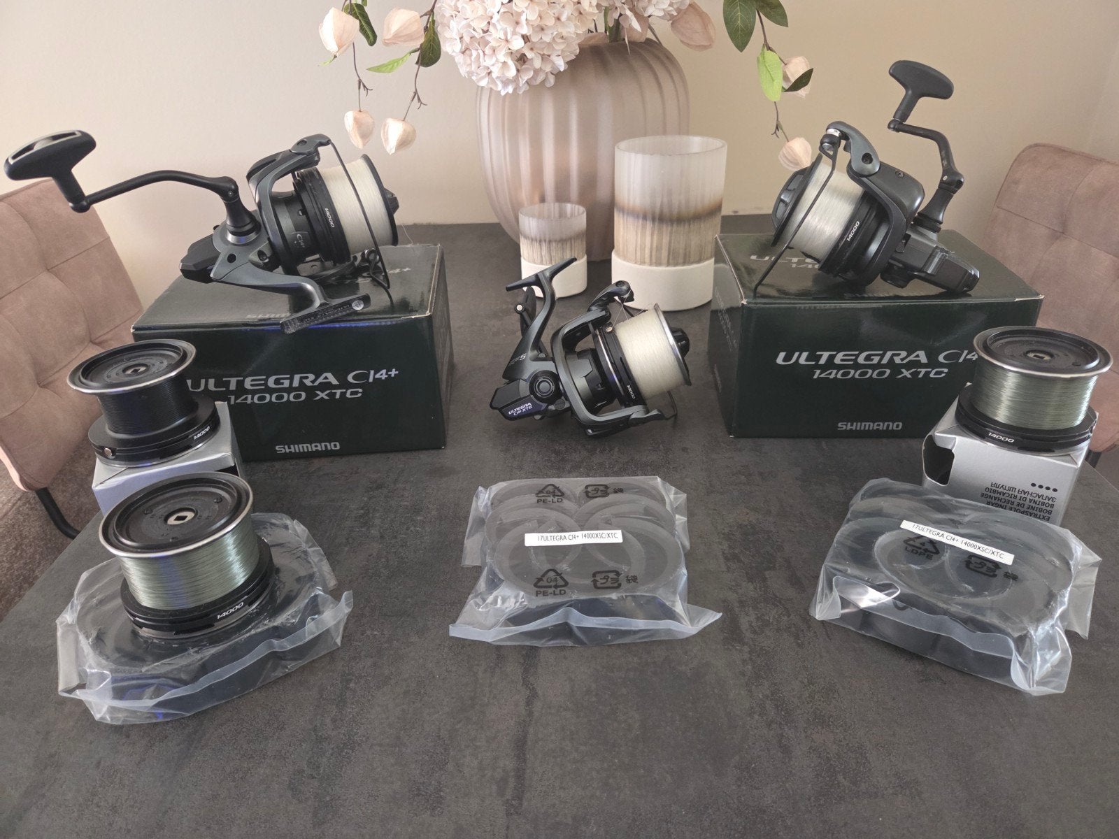 Shimano Ultegra CI4+ 14000 XTC Molens met extra spoelen, Ophalen of Verzenden, Zo goed als nieuw, Molen