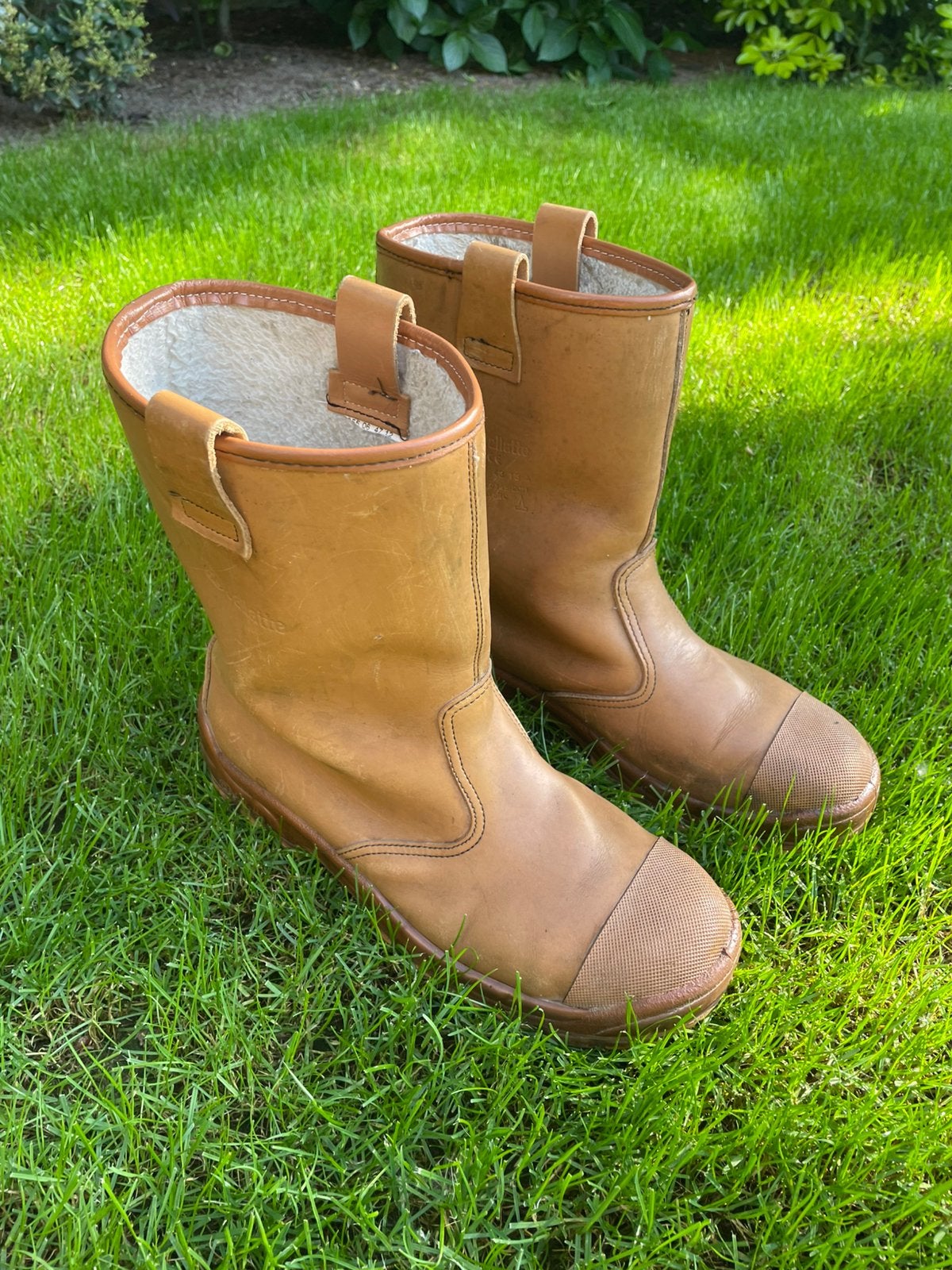 Veiligheids laarzen Jallatto maat 47, Ophalen, Bruin, Werkschoenen, Gedragen