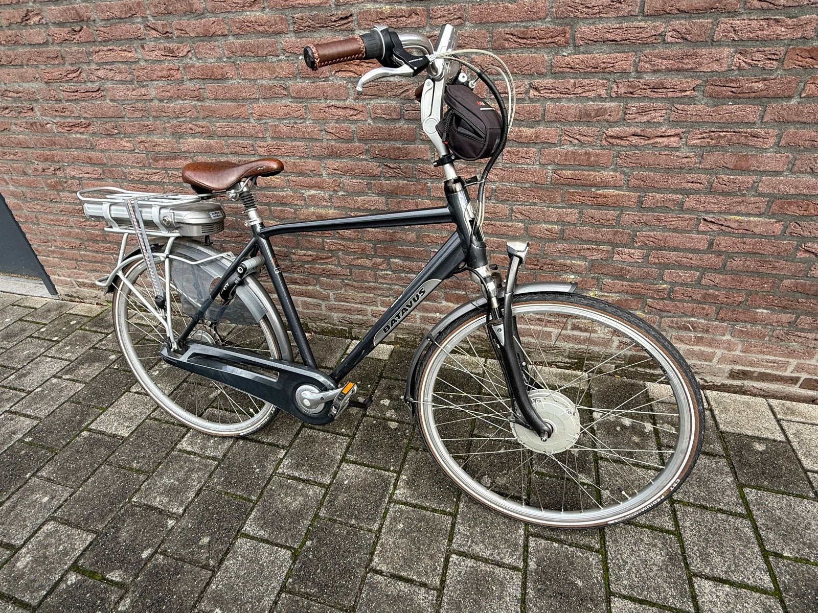 Batavus Monaco E-bikes herenfiets en damesfiets- Als nieuw!, Ophalen, Zo goed als nieuw, Batavus