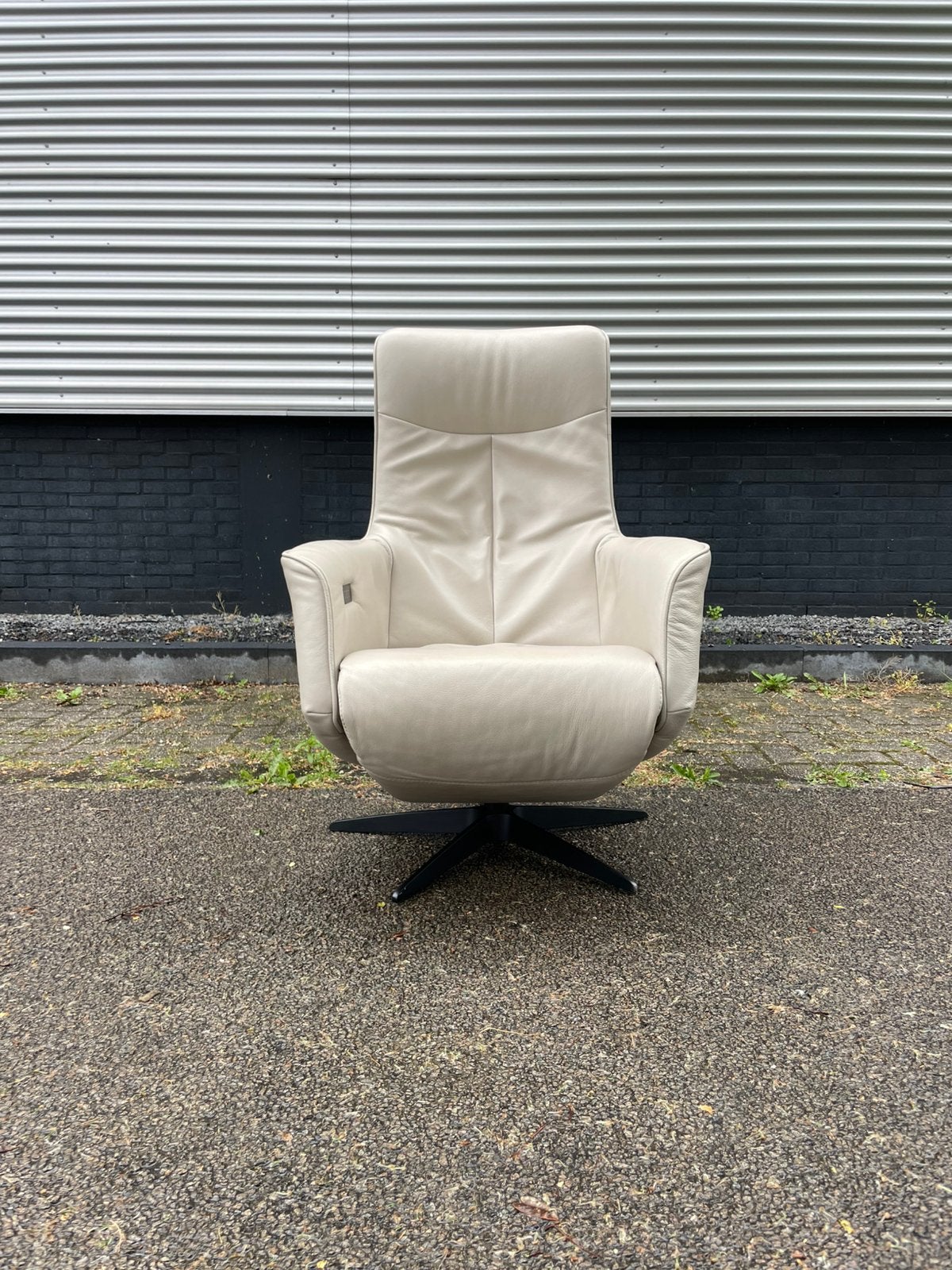 Luxe de toekomst twice relax fauteuil / relaxstoel op accu, Huis en Inrichting, Fauteuils, Minder dan 75 cm, Ophalen of Verzenden