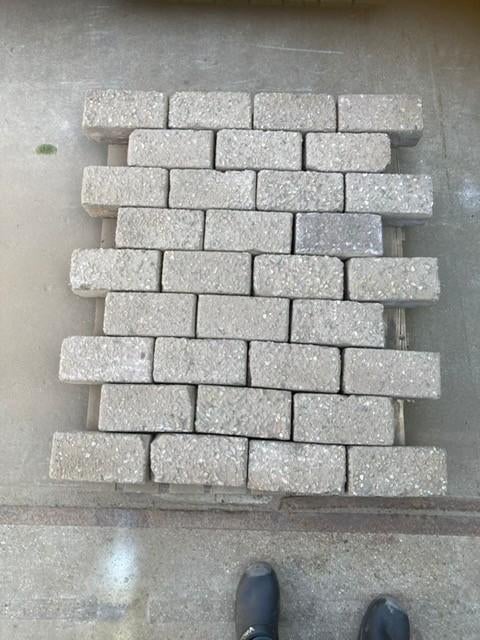 720m2 heidegrijs betonklinkers keiformaat straatstenen erfve, Tuin en Terras, Bij dit gebruikte product niet te achterhalen, Gebruikt