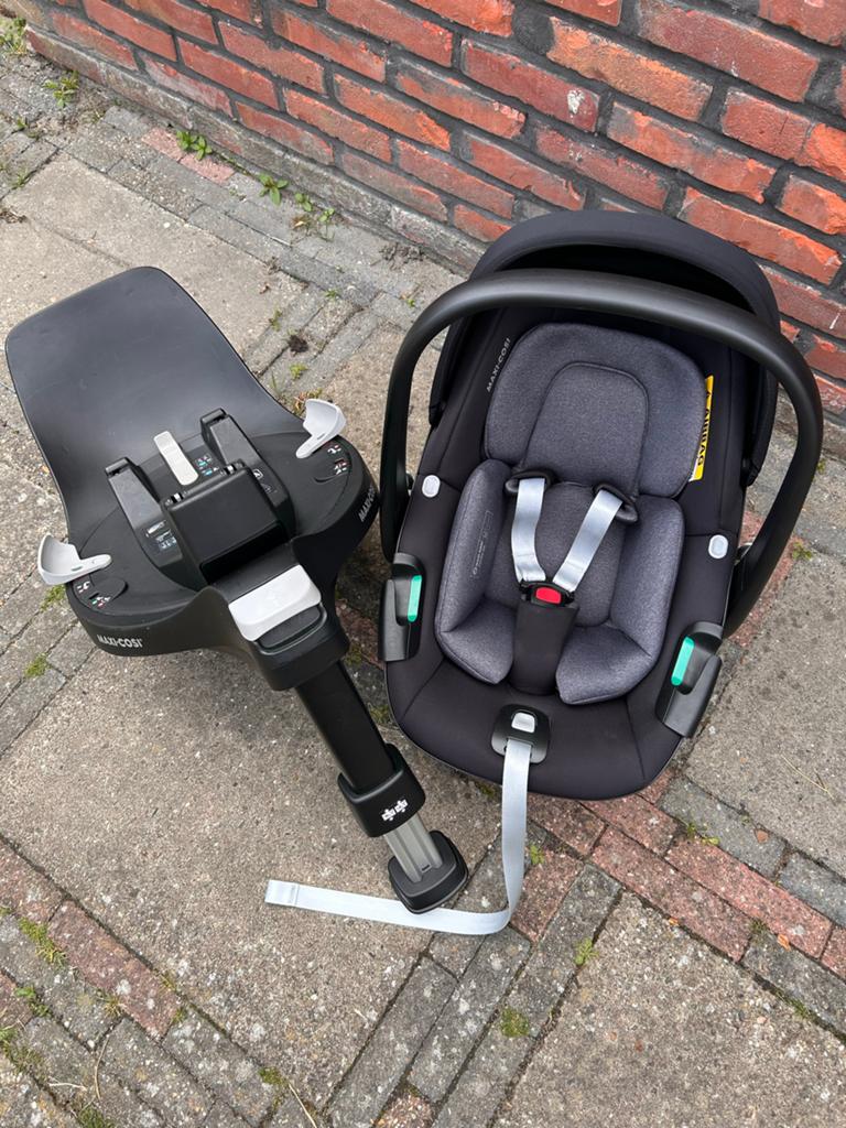 Maxi-Cosi autostoel met FamilyFix base, Ophalen, Zijbescherming, Zo goed als nieuw, Isofix
