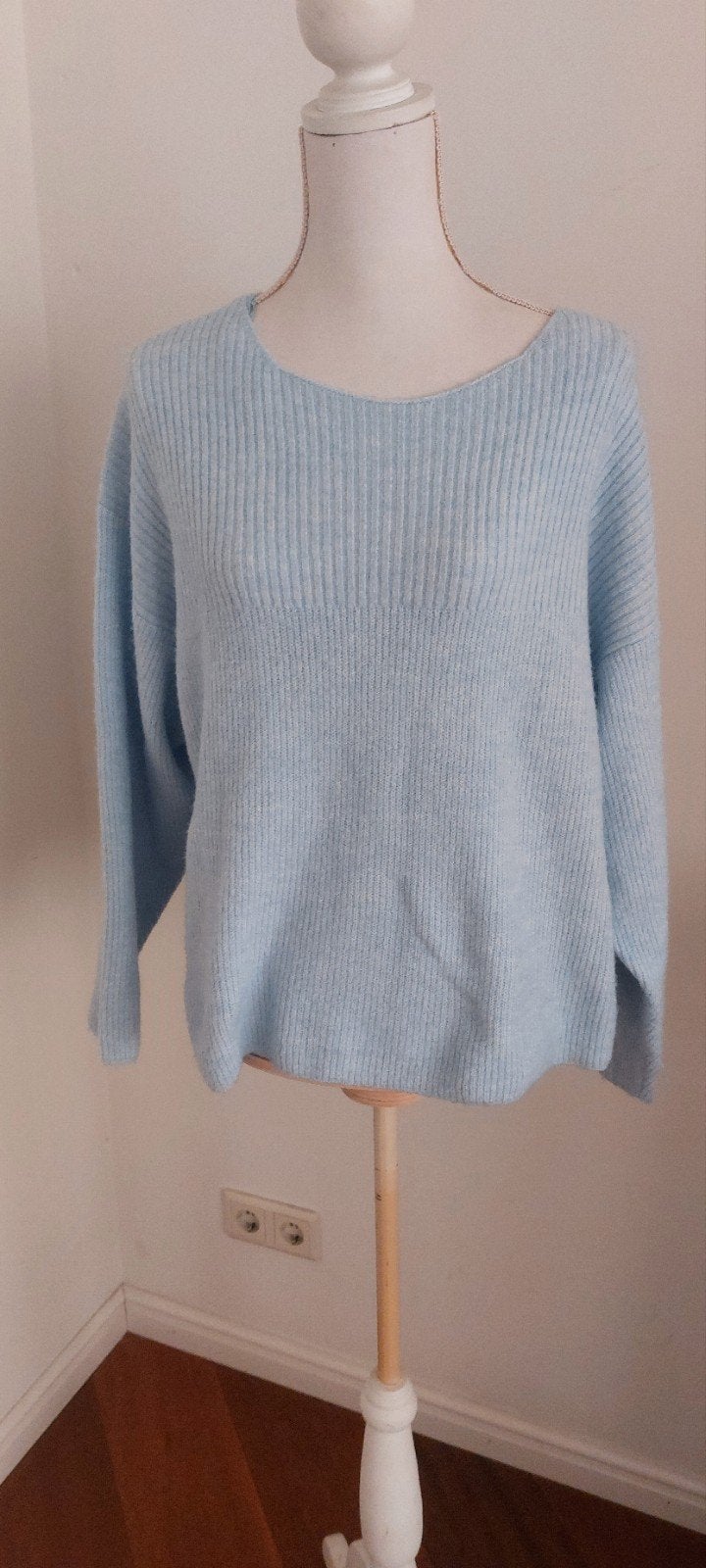 Elegante dames blauwe trui, Ophalen of Verzenden, Nieuw, Maat 42/44 (L), Blauw