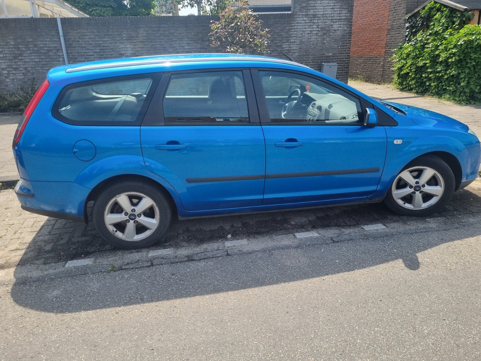 Ford Focus 1.6 74KW Wagon 2006 nieuwe APK, Auto's, Ford, 1596 cc, 15 km/l, 4 cilinders, 100 pk