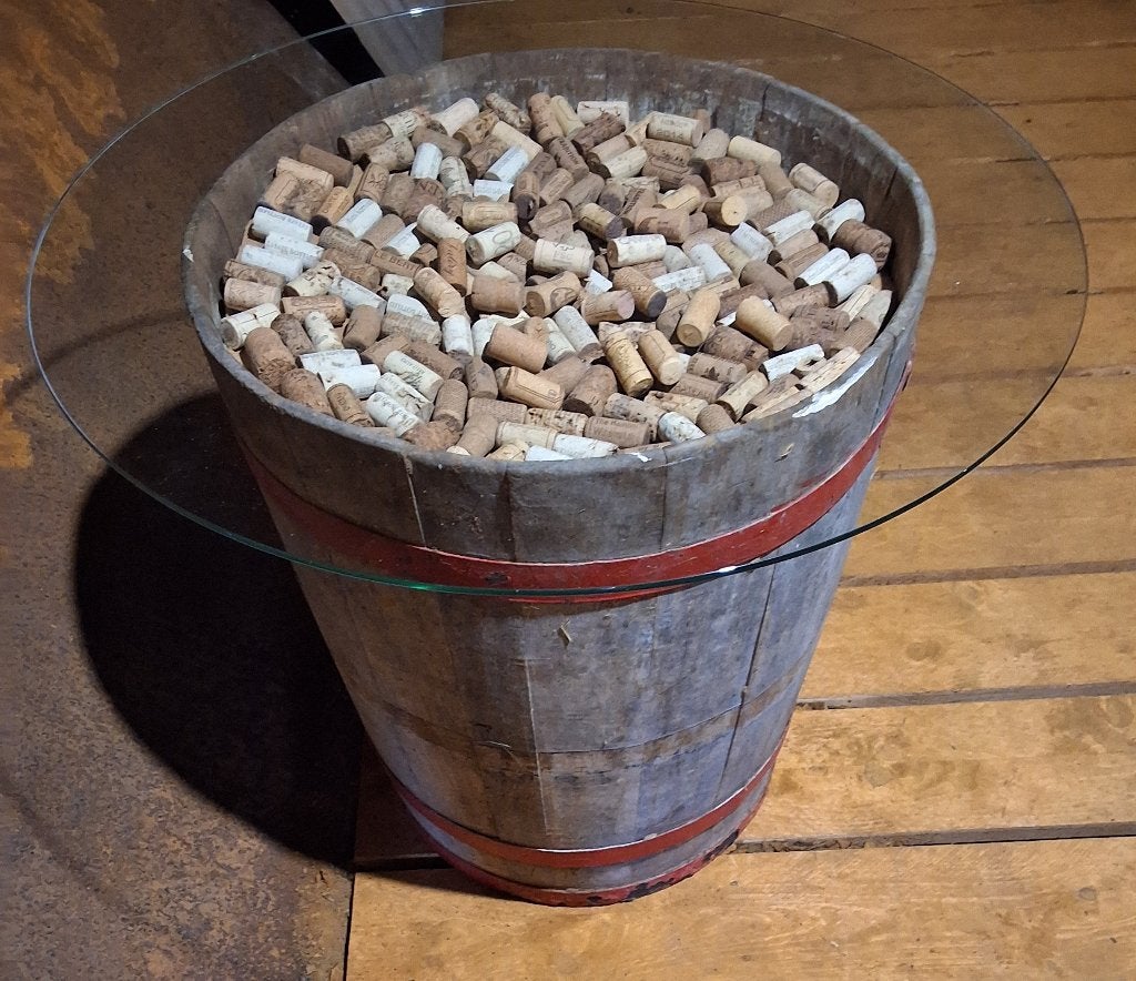Houten ton met ronde glasplaat nu in gebruik als tafel, 75 tot 150 liter, Ophalen, Gebruikt, Hout