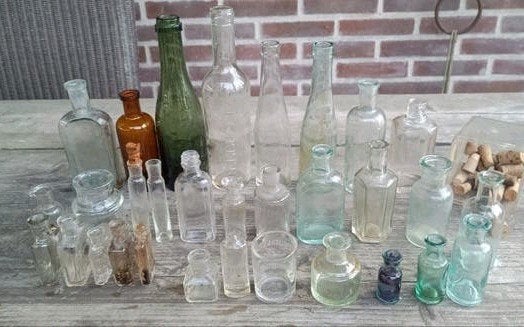 Diverse collectie antieke flessen en flesjes, Ophalen of Verzenden