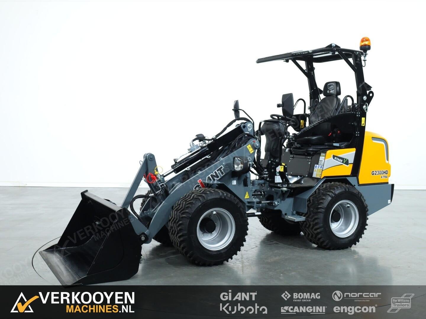 2026 Giant G2300 X-tra HD VK10911