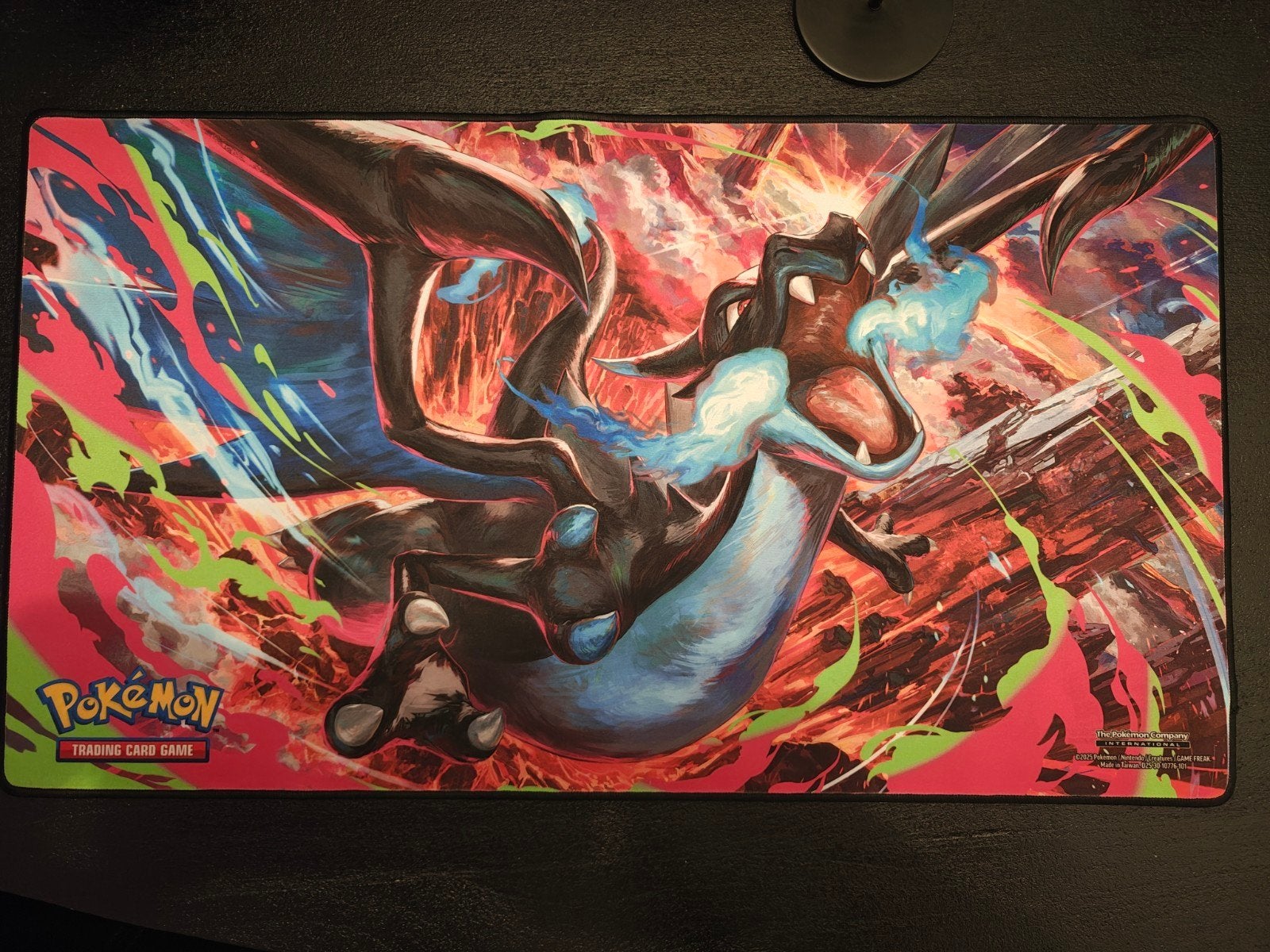Pokemon Charizard UPC Playmat, Ophalen of Verzenden, Nieuw
