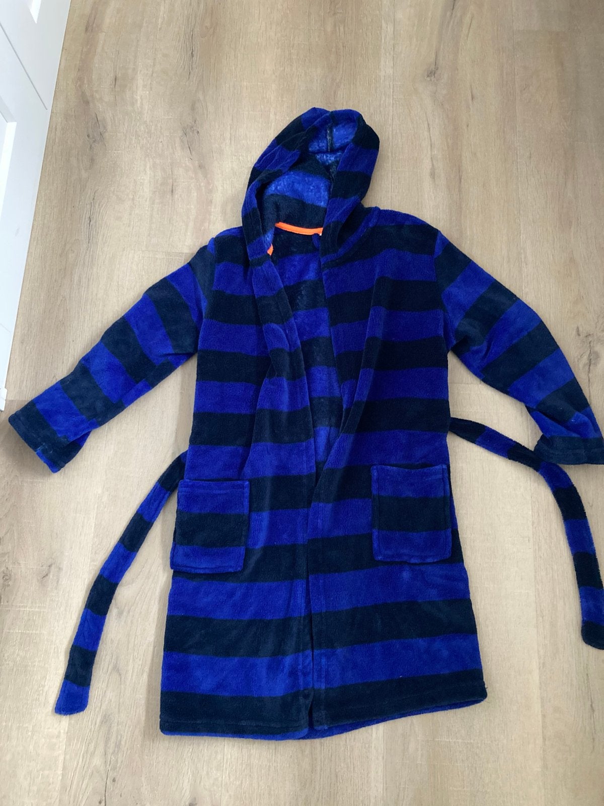 Badjas 134/140 Hema, Ophalen of Verzenden, Zo goed als nieuw, Jongen of Meisje, Nacht- of Onderkleding