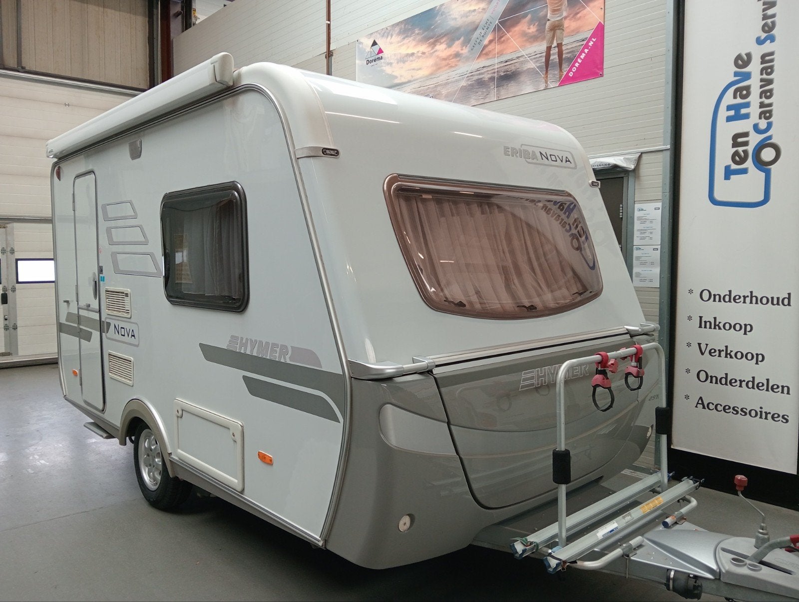 Eriba Nova 390 incl. Thule luifel. mover en voortent., Caravans en Kamperen, Luifel, Standaardzit, Tot en met 2, Bedrijf