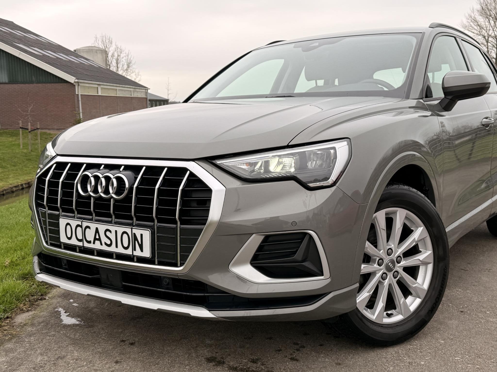 Audi Q3 35 TFSI Advanced edition | AUTOMAAT | TREKHAAK | LEE, Auto's, 4 cilinders, 150 pk, 1505 kg, Leder