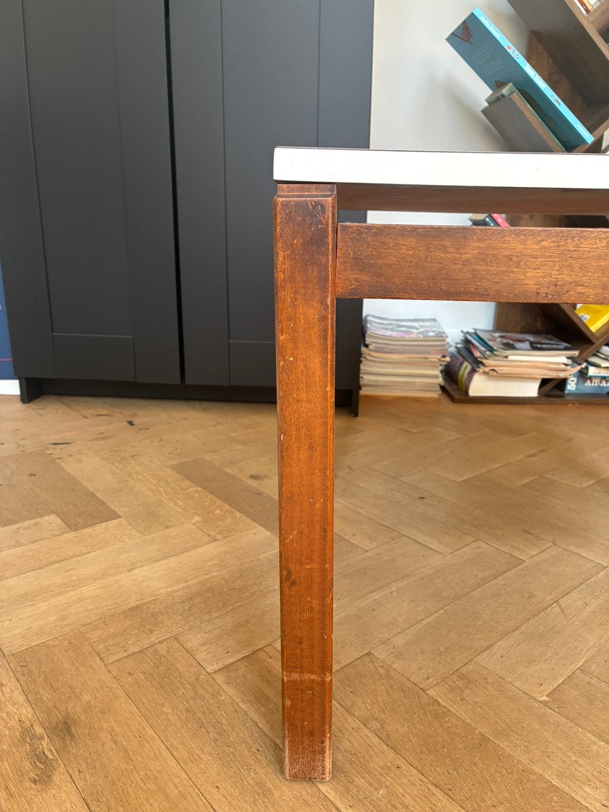 Vintage bijzettafel / Side Table / 55 x 55 cm, Ophalen, Zo goed als nieuw, Rechthoekig, 45 tot 60 cm