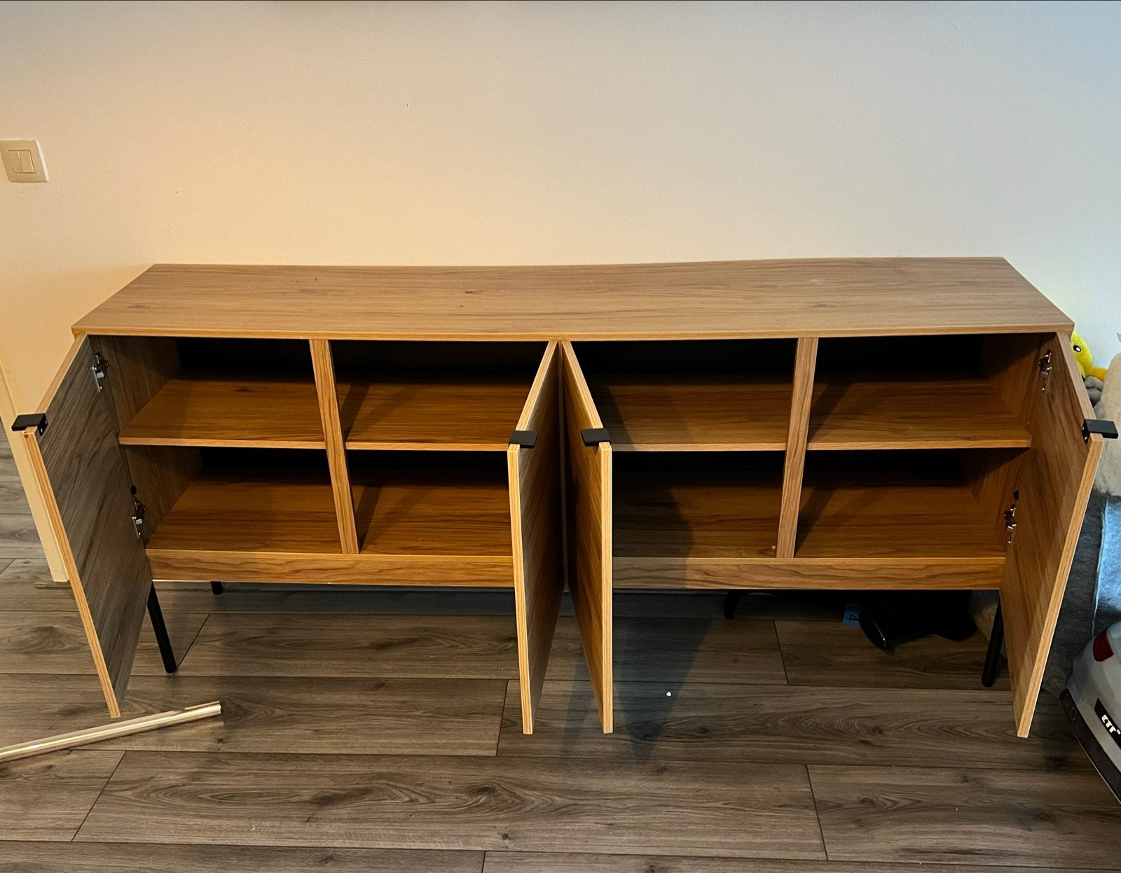 Gebruikte dressoir met lichte krasjes op de bovenkant, Ophalen, Gebruikt, 150 tot 200 cm, 25 tot 50 cm