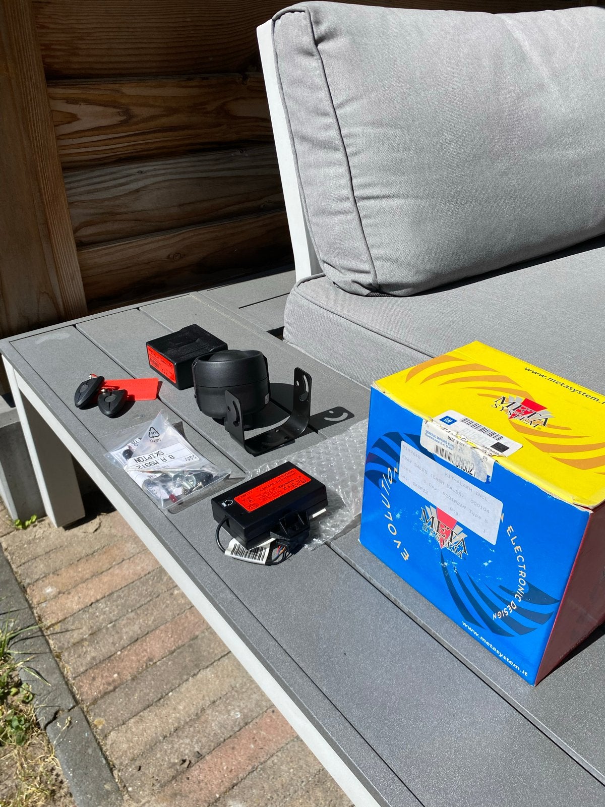 Opel speedster Meta System Auto Alarm Kit - Nieuw in Doos, Auto diversen, Ophalen of Verzenden, Nieuw