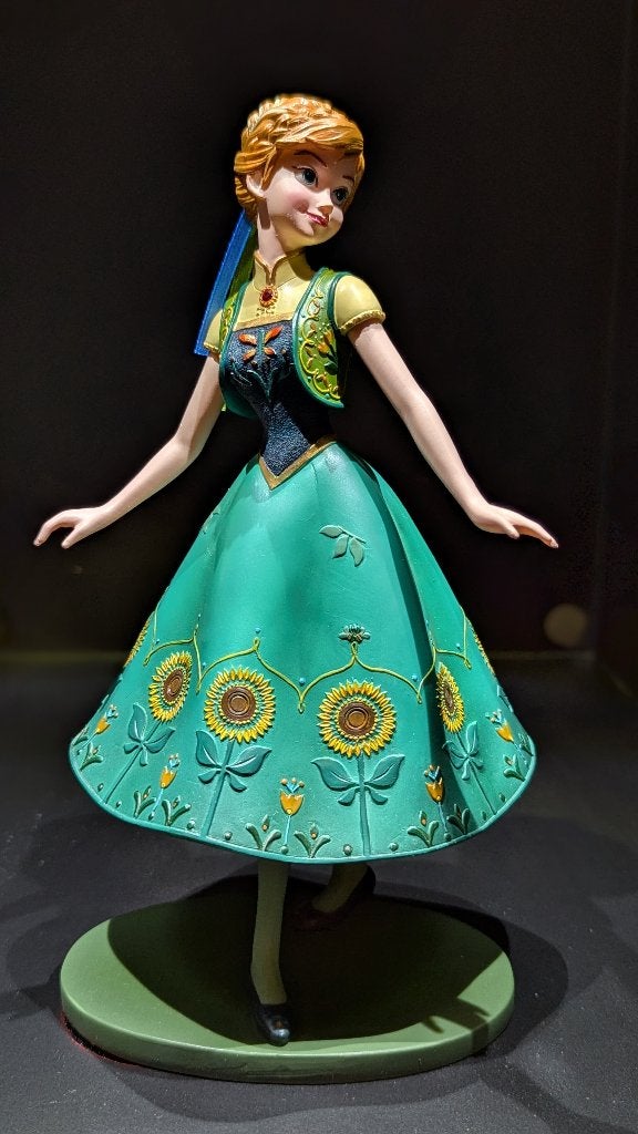 Anna Frozen Fever Disney Haute Couture Figurine, Ophalen of Verzenden, Overige figuren, Zo goed als nieuw, Beeldje of Figuurtje