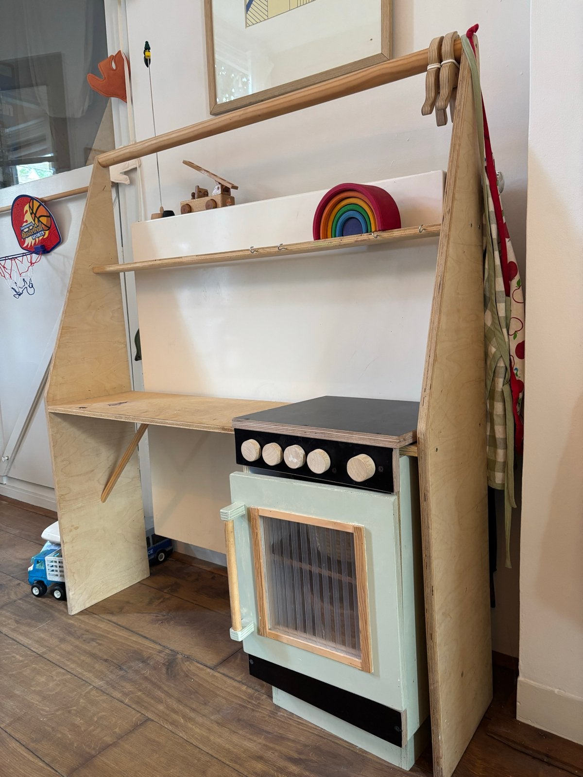 Speelkeukentje en Playstand - Montessori Stijl, Ophalen, Gebruikt, Ontdekken