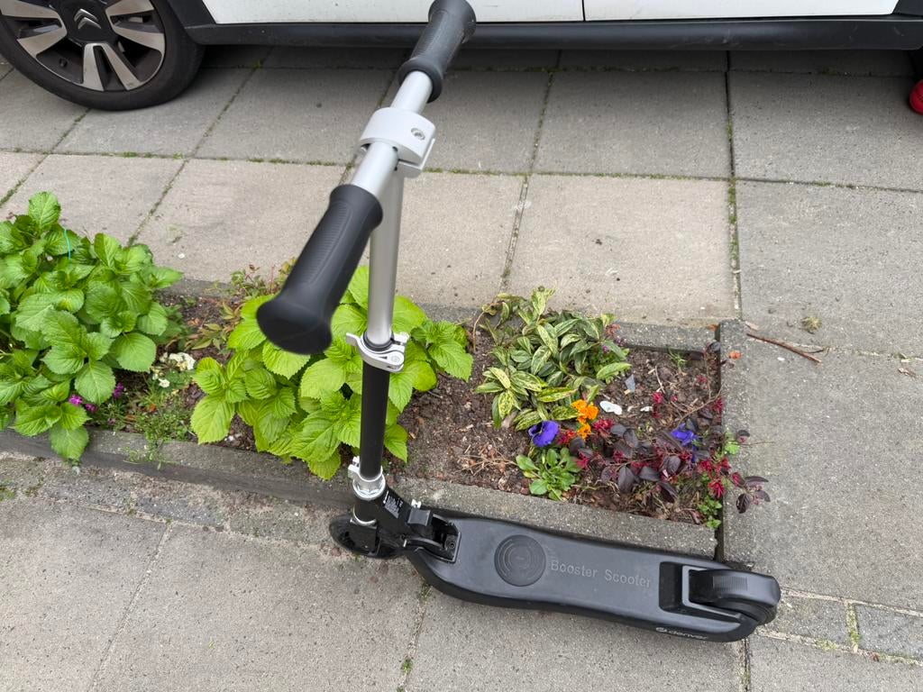 Denver elektrische kinderstep, Fietsen en Brommers, Steps, Ophalen of Verzenden, Zo goed als nieuw, Elektrische step (E-scooter)