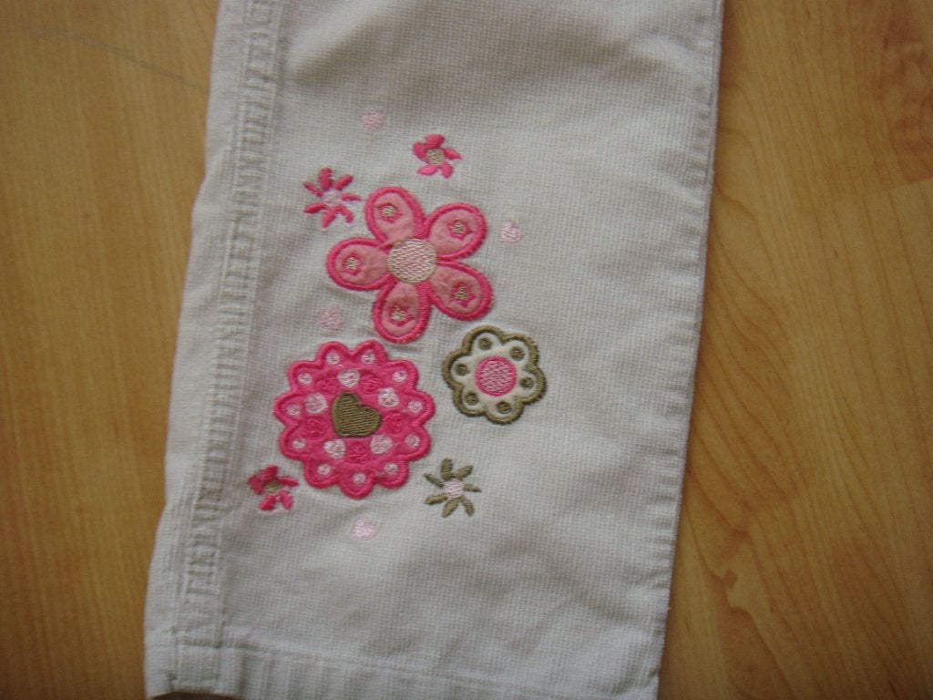 Mooie broek meisjes maat 110 in zeer goede staat!, Ophalen of Verzenden, Zo goed als nieuw, Meisje, Broek