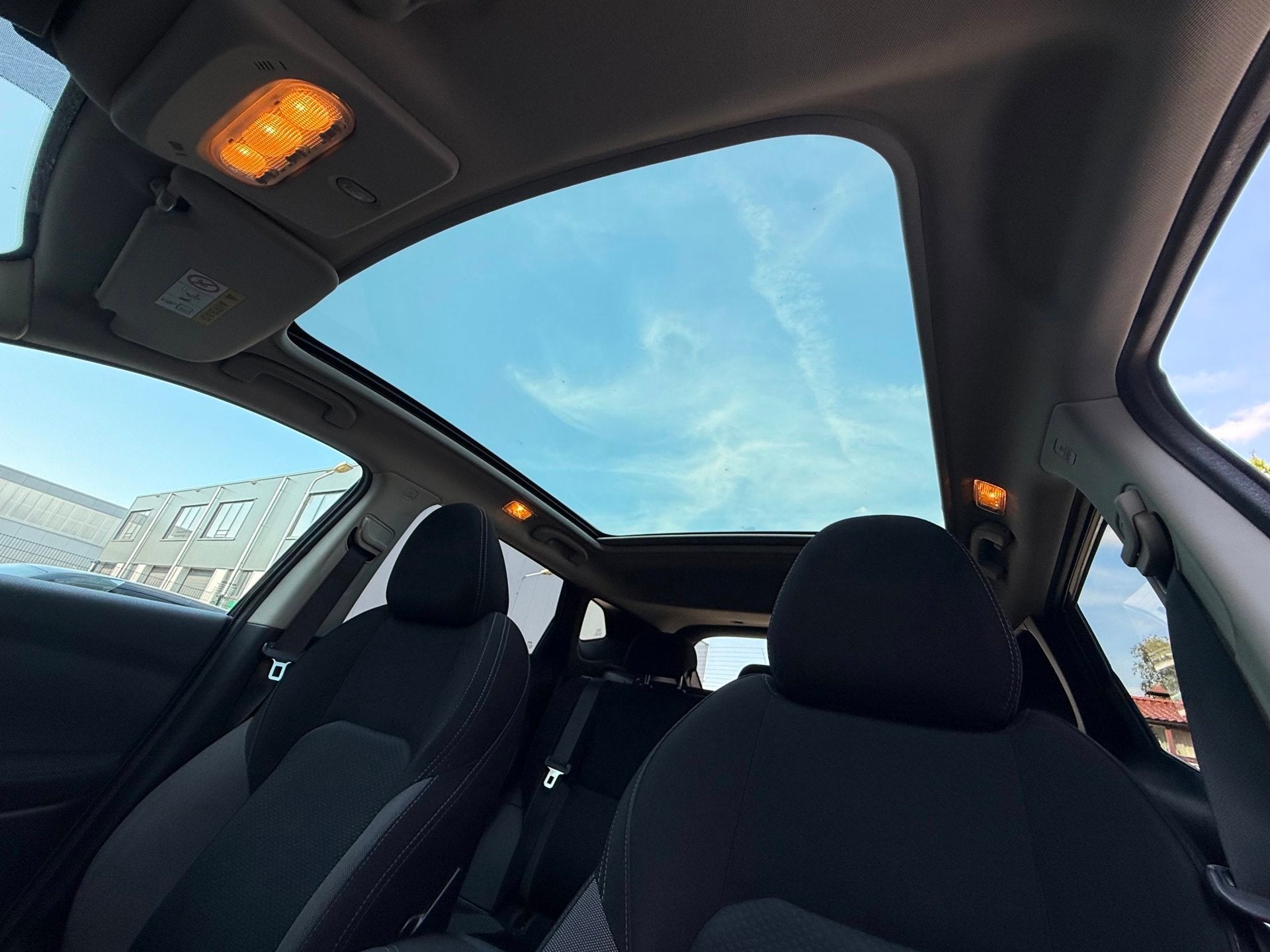 Nissan Qashqai 1.2 N-Connecta PANO/360CAMERA, Auto's, Automatische klimaatregeling, Stof, Gebruikt, Euro 6