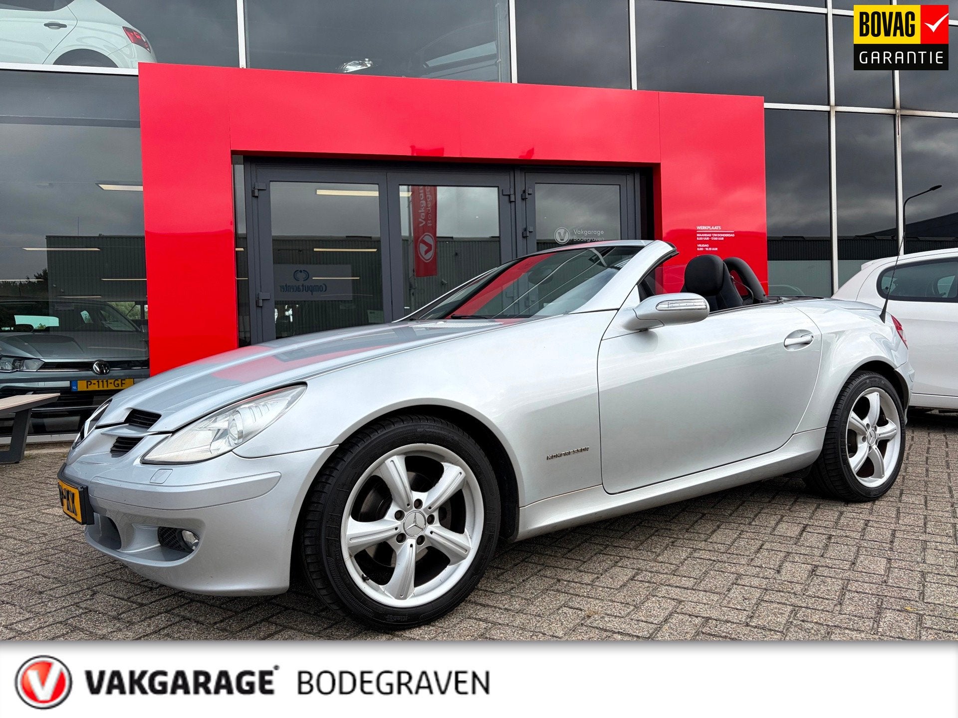 Mercedes-Benz SLK-klasse 200 Kompressor / stoelverwarming, Automaat, Achterwielaandrijving, Zwart, 4 cilinders