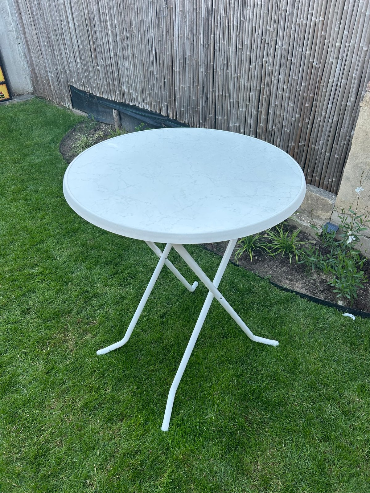 3x Hangtafel - 2x wit, 1x grijs/ set of apart, Ophalen, Minder dan 50 cm, Gebruikt, Rond