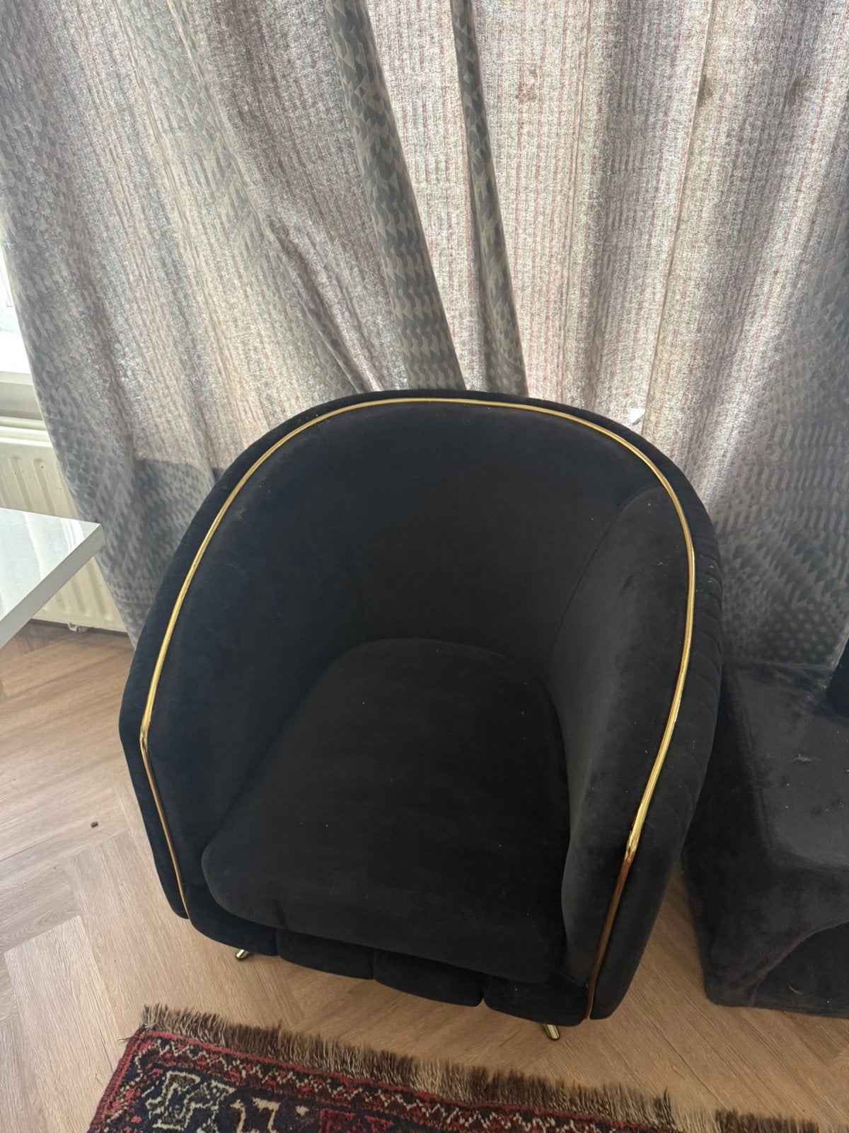 Gratis 2x 3zitsbankstel en stoelen, Ophalen, Zo goed als nieuw, 75 tot 100 cm, 150 tot 200 cm