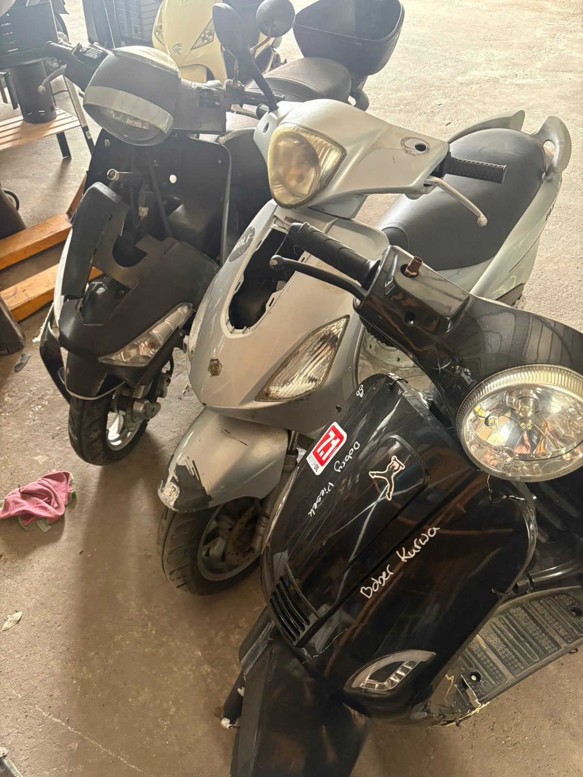 3x scooter tekoop , 2x snor -1x brom  €50 totaal, Ophalen of Verzenden