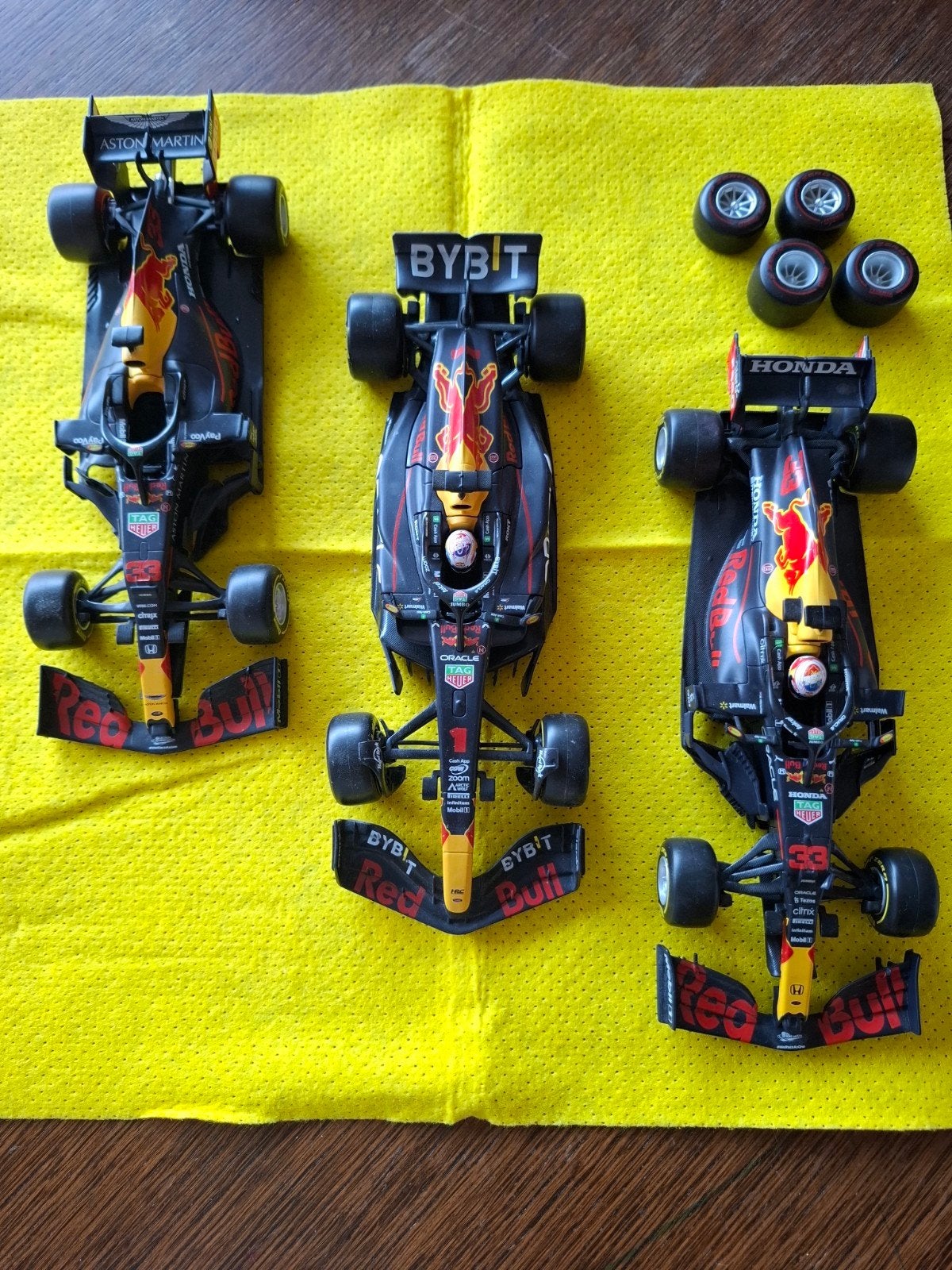 Red Bull Racing F1 modelauto's - Max Verstappen, Overige merken, Auto, 1:32 tot 1:50, Ophalen of Verzenden