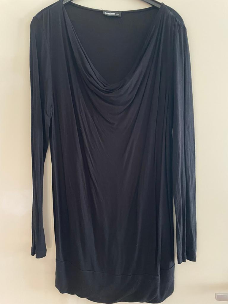 Zwart ‘t shirt maat 46, Kleding | Dames, Ophalen of Verzenden, Zo goed als nieuw, Zwart, Shirt of Top