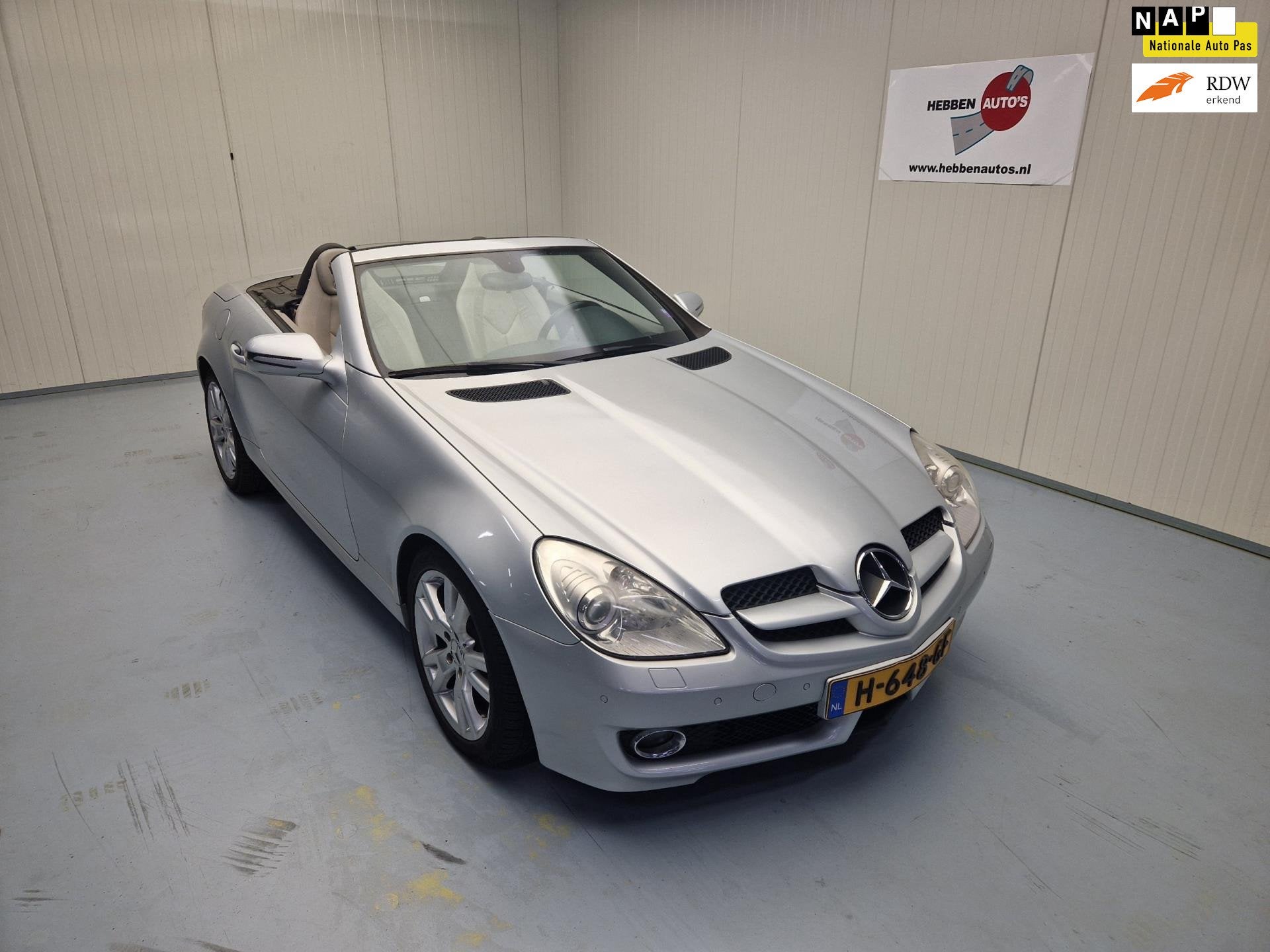 Mercedes-Benz SLK-klasse 200 K. Leer Xenon Airco Cruise Cont, Auto's, Automaat, Achterwielaandrijving, Gebruikt, Beige