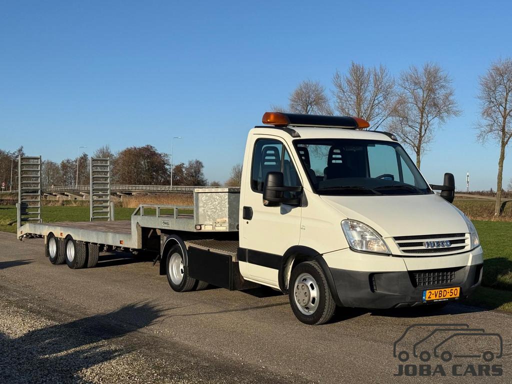 Iveco Daily 35C18 11.9T BE Combi Veldhuizen oplegger, Auto's, Gebruikt, 4 cilinders, Iveco, Wit