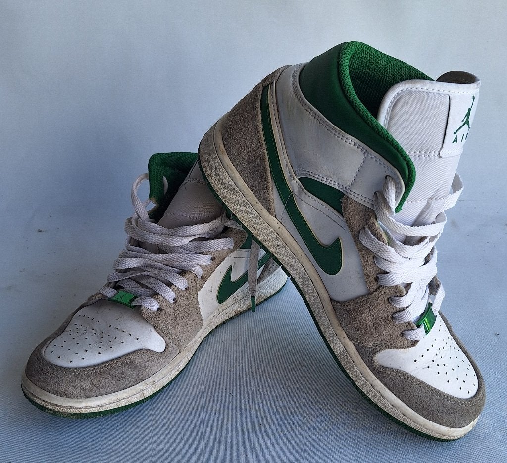 air jordan mid, Wit, Air Jordan, Ophalen of Verzenden, Sneakers of Gympen