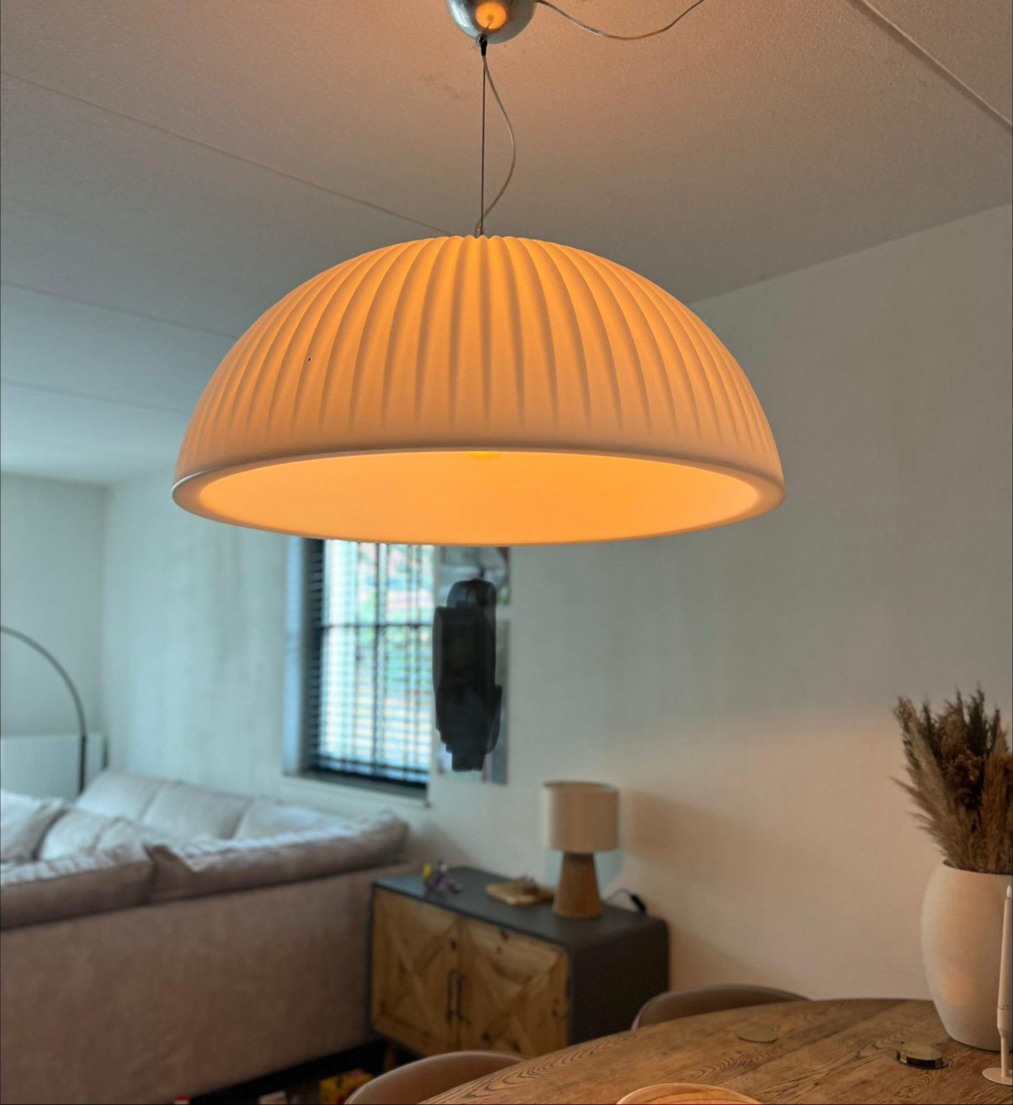 Grote  zware hanglamp diameter 90, Huis en Inrichting, Lampen | Hanglampen, Ophalen of Verzenden, Zo goed als nieuw