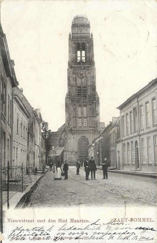 380-820-007 Zaltbommel Nieuwstraat met Sint Maarten, Verzamelen, Ansichtkaarten | Nederland, Verzenden, Voor 1920, Gelderland