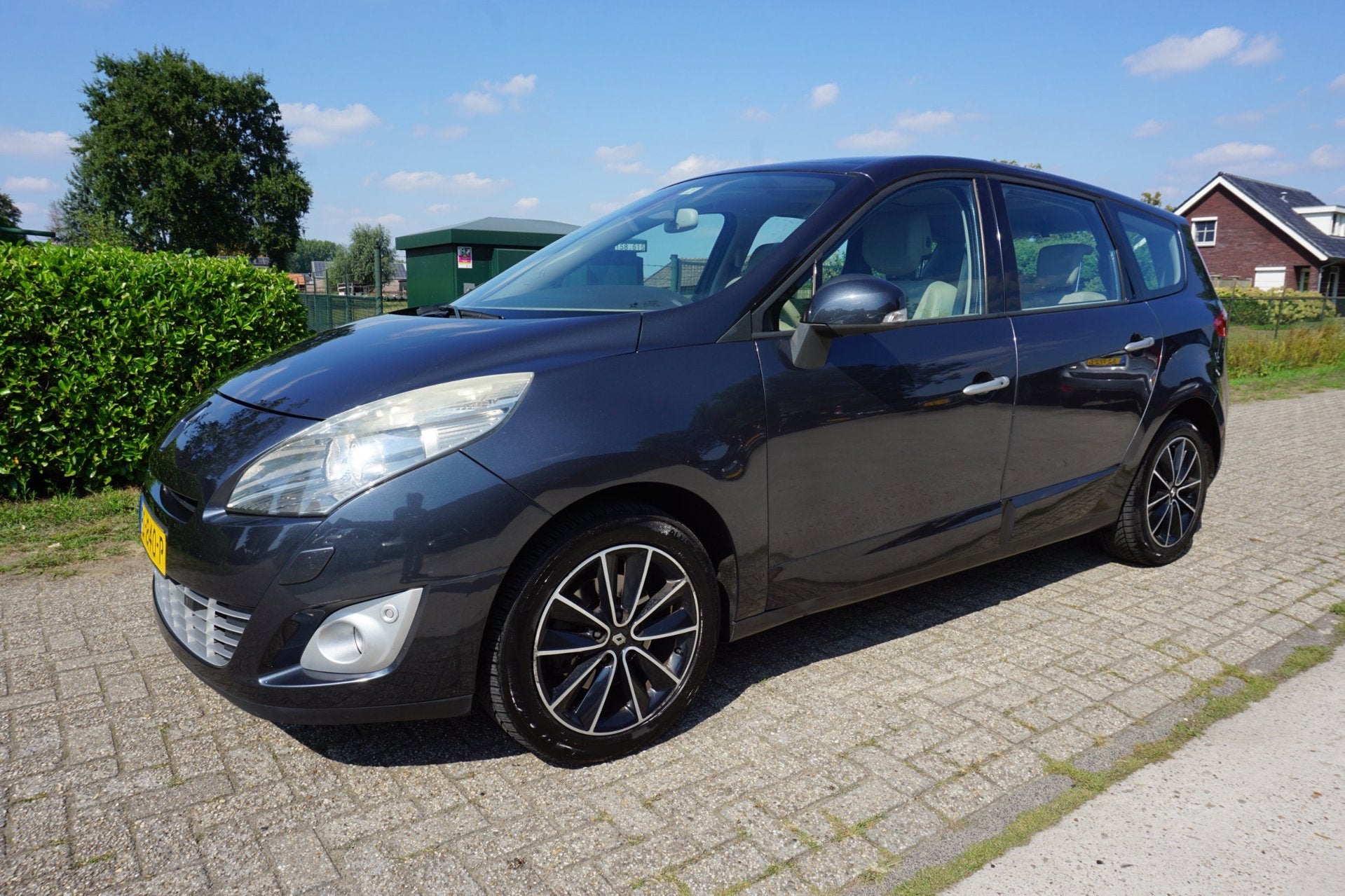 Renault Grand Scénic 2.0 Dynamique automaat, Auto's, Gebruikt, 4 cilinders, Leder en Stof, Bedrijf