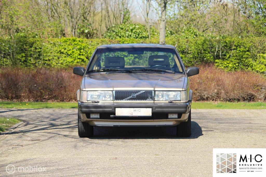 Volvo 780 Bertone Coupe 2.8 V6 Automaat | Topstaat!, Auto's, Automaat, Beige, Stoelverwarming, 4 stoelen