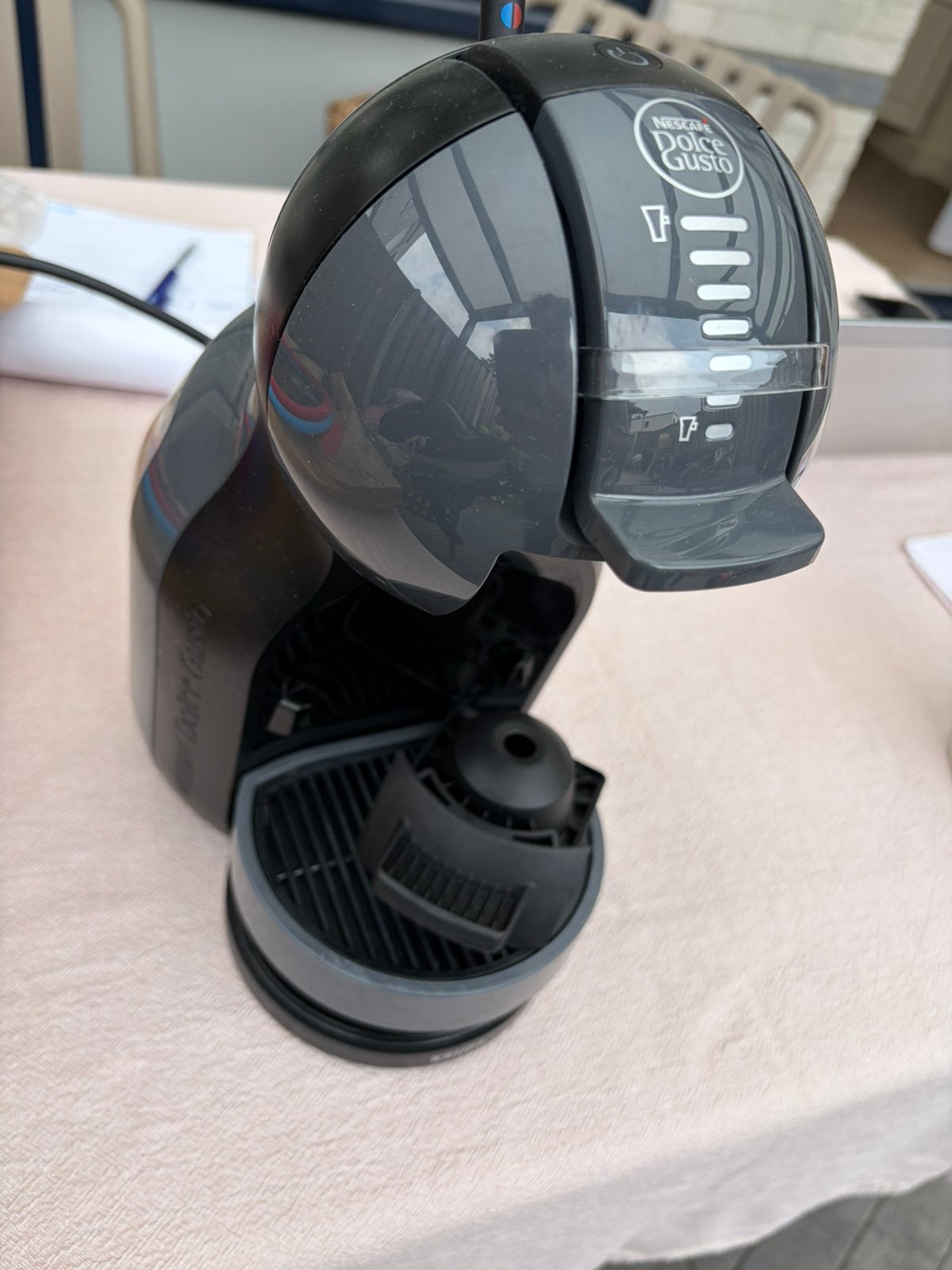 Nescafe Dolce gusto Mini Me cup koffiezetapparaat, Ophalen of Verzenden, Zo goed als nieuw, Koffiemachine
