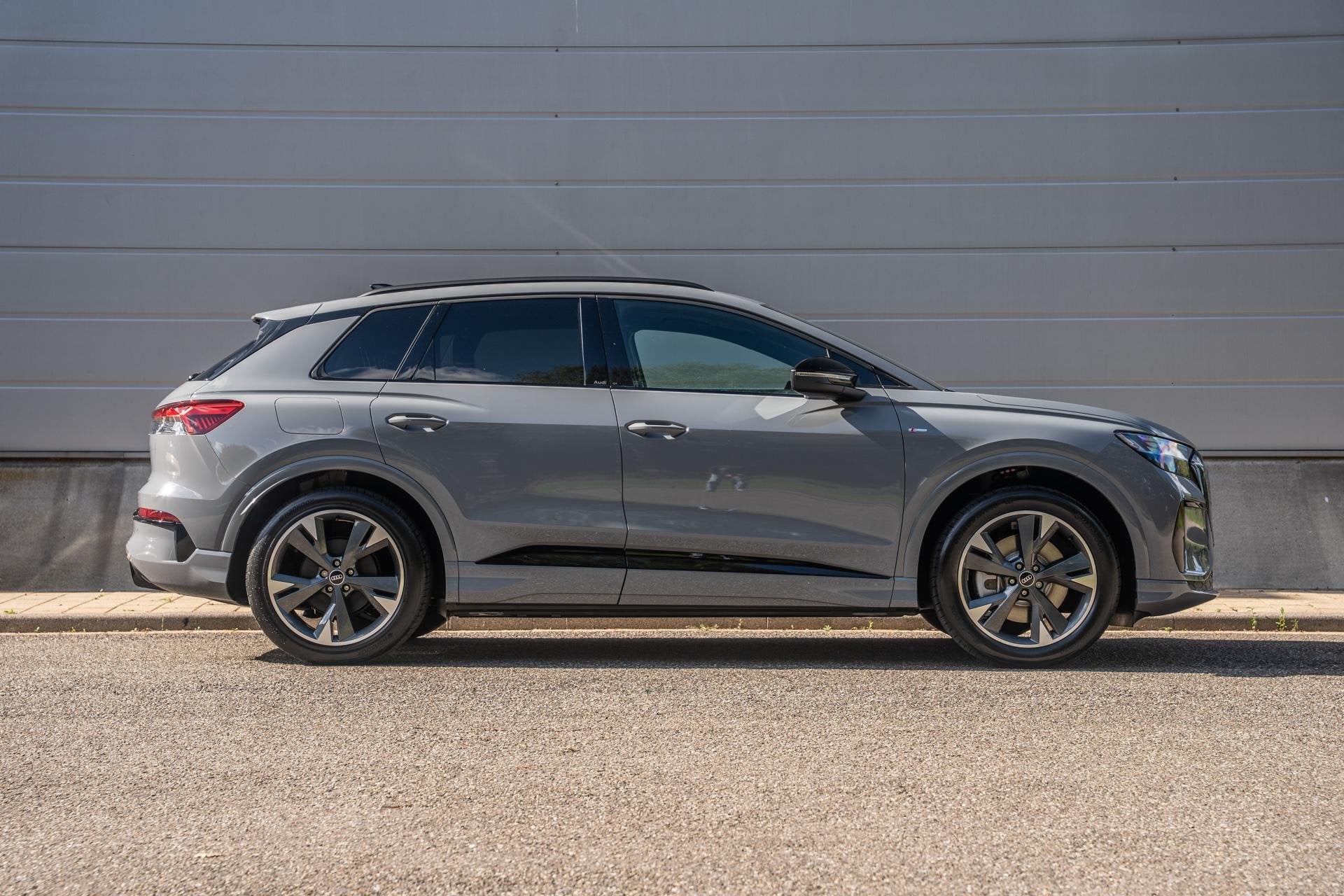 Audi Q4 e-tron 286pkS Edition 82 kWh | Panoramadak | Trekhaa, Automaat, 12 maanden, Achterwielaandrijving, 510 min