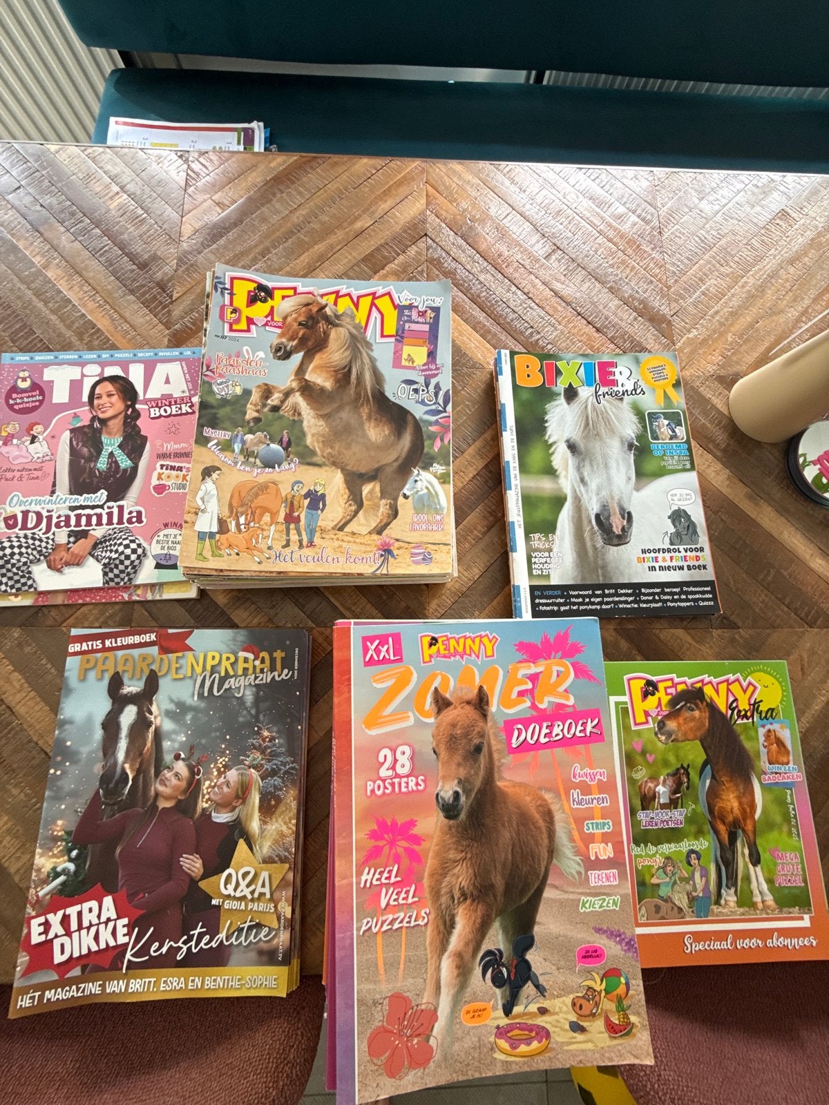 Stapel tijdschriften: Penny, Tina, Paardenpraat, Bixie, Boeken, Ophalen, Gelezen, Overige typen